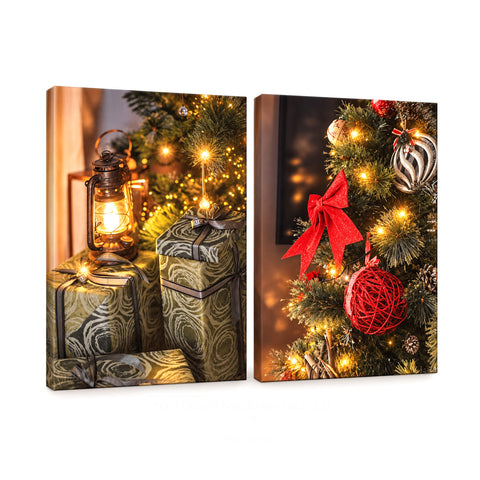 Christmas paintings with LED lights, set of 2, 30x40 cm: Santa Claus, reindeer, a gnome, and trees that light up, battery-operated with a switch