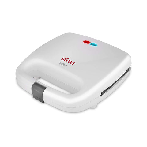 Sandwich Grill with Non-Stick Plates 750w