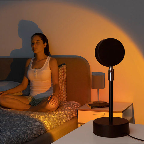 Adjustable LED Sunset Lamp for a Relaxing and Warm Atmosphere